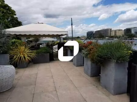 location bureaux 62 m² à 250 m²