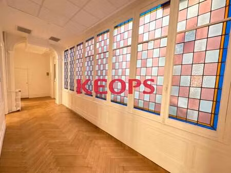 location bureaux 230 m²