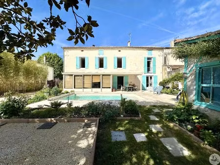 maison xviiie piscine dépendance jardin charme