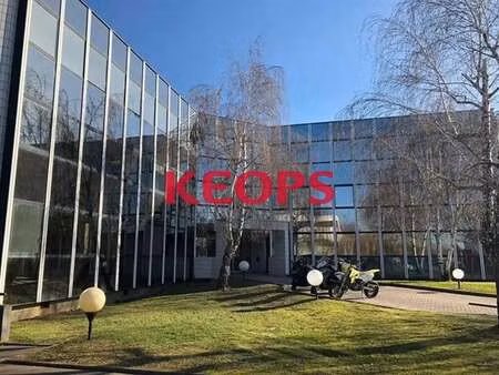 location bureaux 240 m²