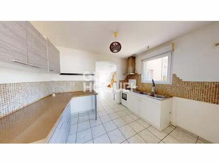 maison 4 pièces de 73 m2