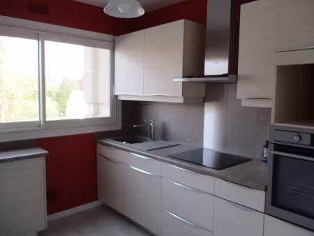 location appartement 3 pièces 65m² epernon 28230