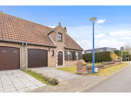 huis te koop in oostduinkerke met 3 slaapkamers