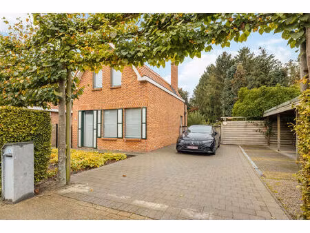 huis te koop in stekene met 4 slaapkamers