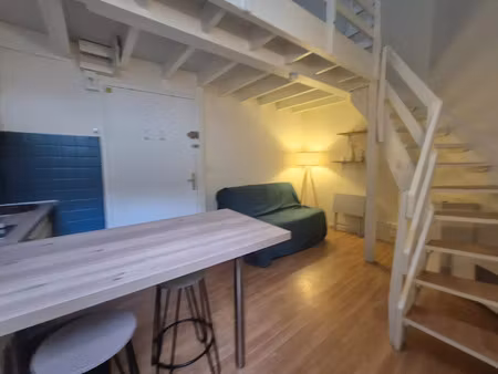 pau - boulevard des pyrénées - coquet t1 bis meublé en duplex