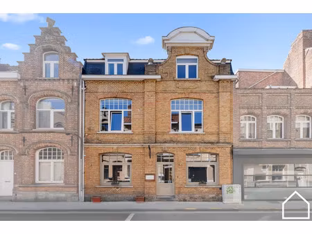 commercieel te koop in ieper met 3 slaapkamers