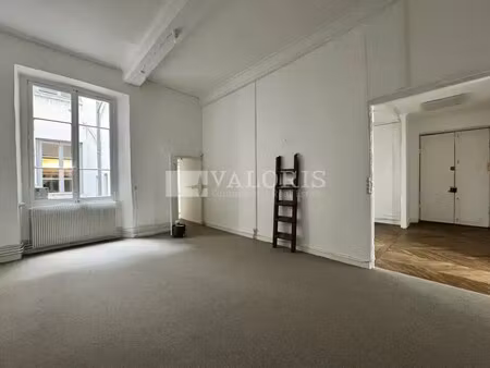 location bureaux 106 m²