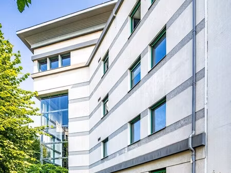 location bureaux 170 m²