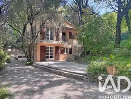 maison à grasse (06520)