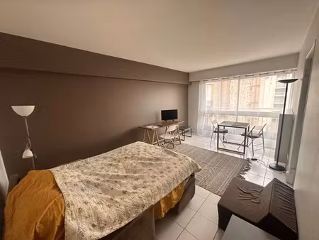 location appartement 1 pièce 30 m² à paris 12 (75012)