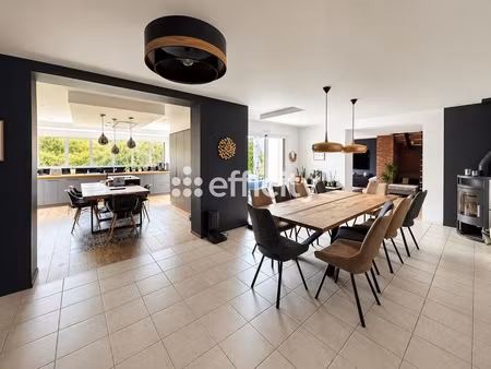 maison 6 pièces - 210 m²