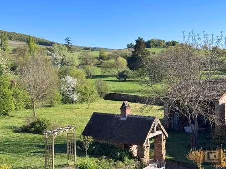 la maison des collines - une maison bourguignonne ouverte sur les paysages  au cœur d’un..