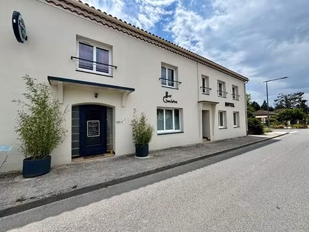 montcuq: hotel - restaurant