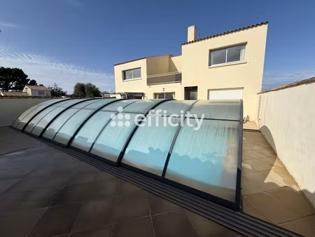 maison 9 pièces - 214 m²