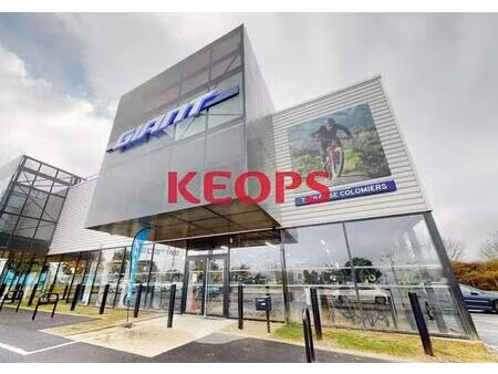 location commerce 500 m²