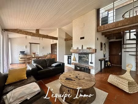 villa t6 125m2 avec piscine et vue lac sur 932m2 de terrain