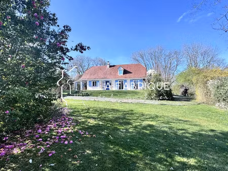 vente maison 6 pièces 149m2 serres-castet 64121 - 399000 € - surface privée
