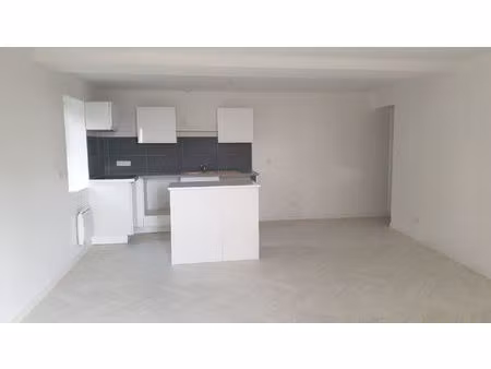 appartement le coudray macouard 5 pièce(s) 100 m2