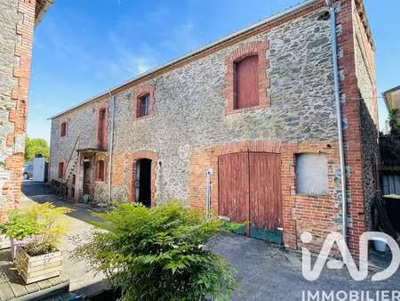 vente immeuble à vihiers (49310) : à vendre / 600m² vihiers