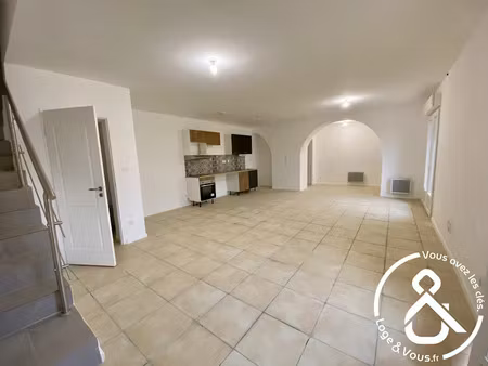 location appartement 3 pièces 90 m² à soual (81580)  750 €