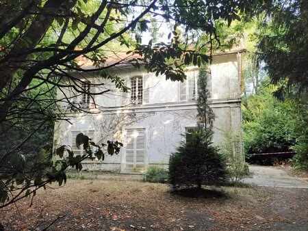 maison individuelle de 4 chambres à rénover