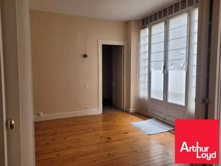 location bureau 105m2 biarritz 64200 - 1600 € - surface privée