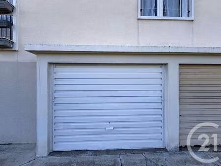 vente garage et parking à rennes rue de nantes (35000) : à vendre / 15m² rennes rue de nan