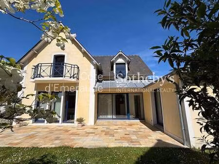 vente maison à dinard (35800) : à vendre / 152m² dinard
