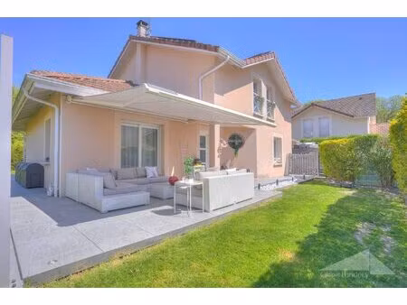 maison 5 pièces - 156 m²