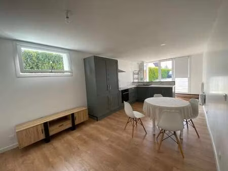 location appartement 2 pièces meublé à saint-berthevin (53940) : à louer 2 pièces meublé /