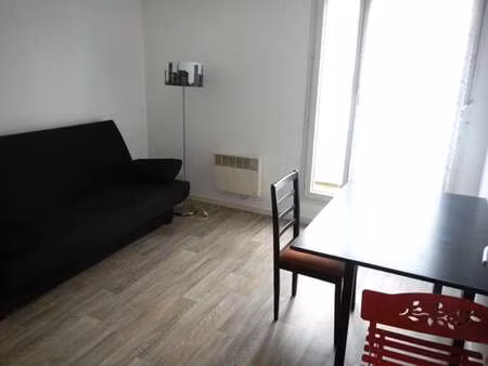 location appartement t1 meublé à bruz (35170) : à louer t1 meublé / 17m² bruz