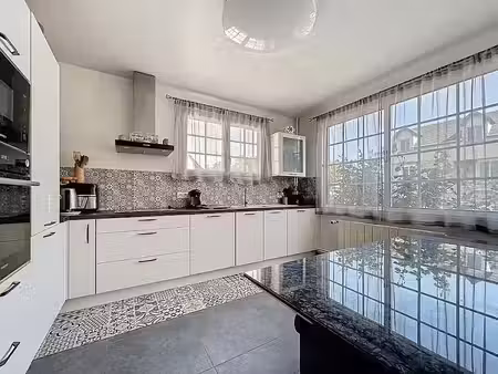 vente maison 5 pièces 160 m² à varennes-jarcy (91480)  455 000 €