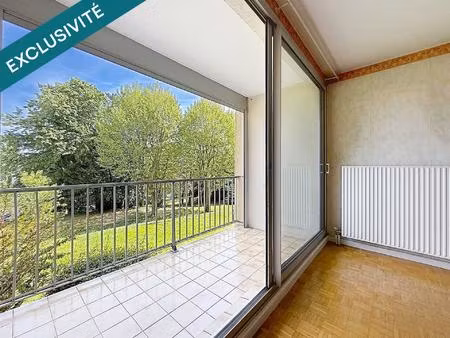 la mulatière  t3 traversant dans résidence arborée