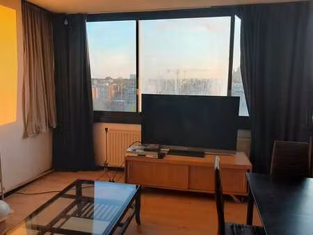appartement meublé 1 chambre à louer à jette  vue dégagée