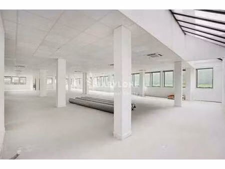 location bureaux 397 m²