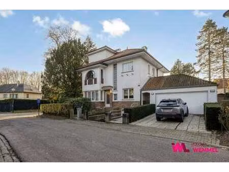 villa de caractère de l'interbellum (1937) idéalement situ