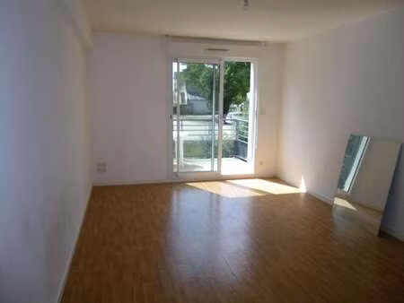 location appartement 2 pièces à herbignac (44410) : à louer 2 pièces / 41m² herbignac