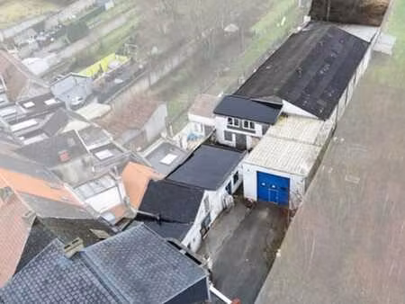entrepôt 650m² avec local commercial et logement