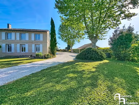 vente maison 8 pièces 254 m² à saint-emilion (33330)  588 000 €