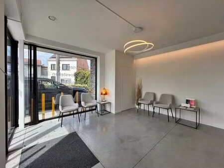 instapklaar handelspand / praktijkruimte met uitstekende ...