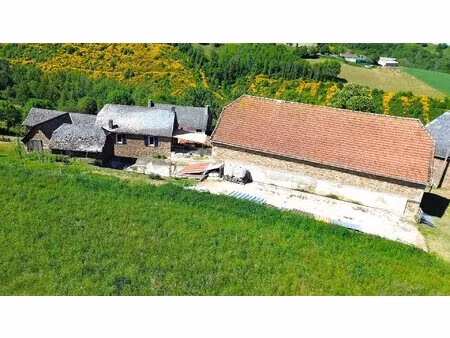 maison t5 146 m² + grange de 300 m² + 7.35 ha