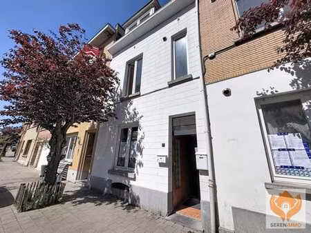 maison 4 chambres avec atelier à l'arrière