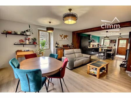 appartement t4 rénové - vue montagne