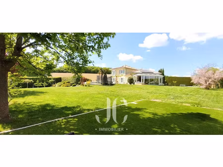 vente maison 9 pièces 230.25 m² à ampuis (69420)  760 000 €