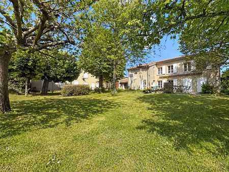 vente maison 9 pièces 335 m² à chaponost (69630)  890 000 €