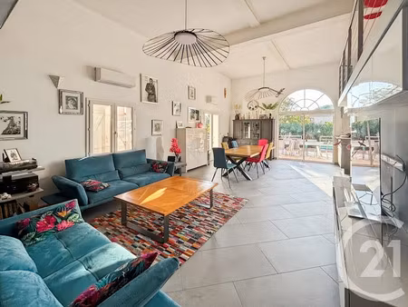 vente maison 6 pièces 232.7 m² à sanary-sur-mer (83110)  1 299 000 €