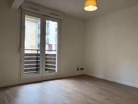 location appartement t1 à rennes bourg l'evêque (35000) : à louer t1 / 23m² rennes bourg l