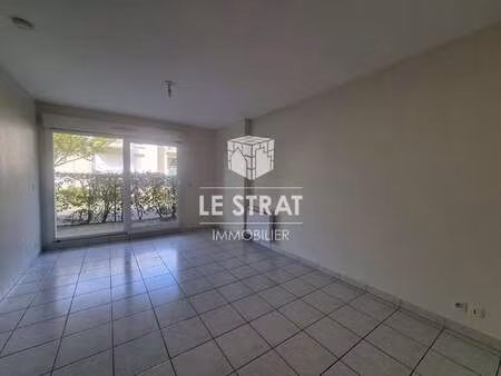 location appartement 2 pièces piscine à hérouville-saint-clair (14200) : à louer 2 pièces 
