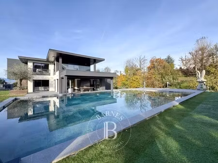 maison de luxe à vendre à tresserve