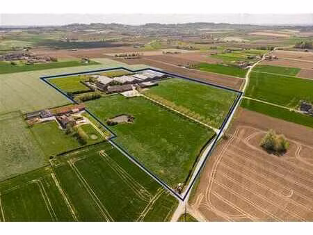 centre équestre exclusif sur environ 7 7 ha à poperinge